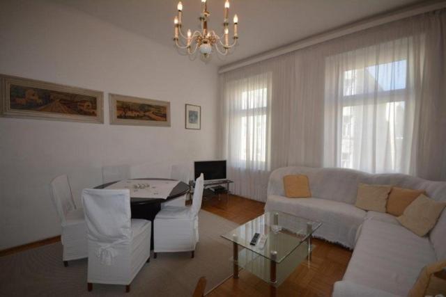 Vienna Holiday Apartments Viena Exterior foto